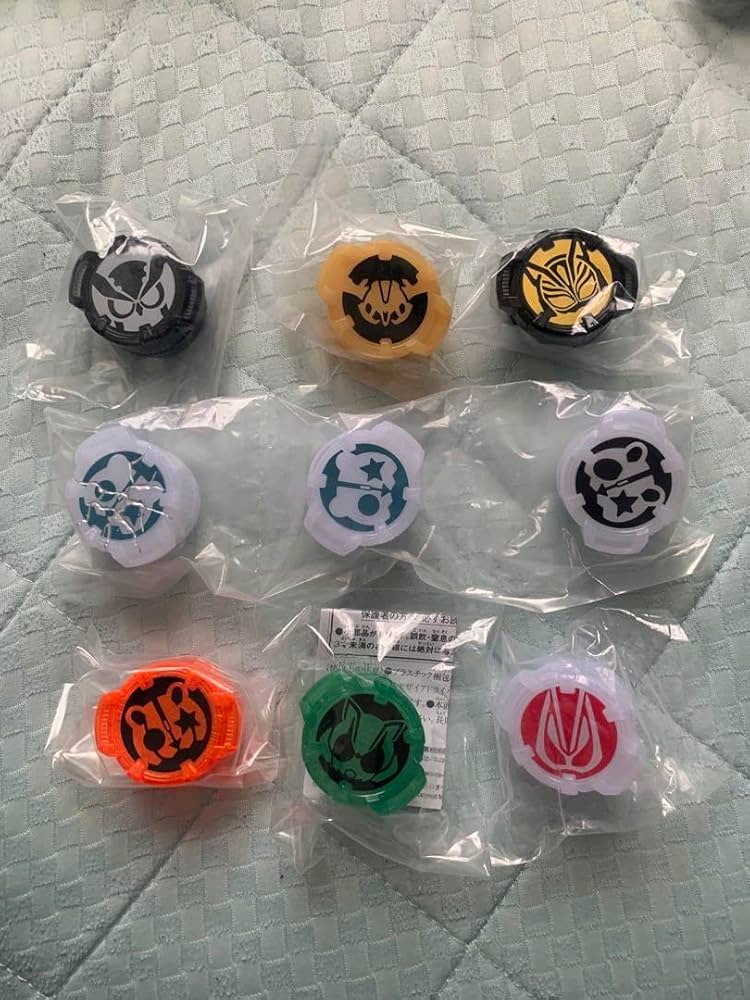 Amazon.co.jp: 仮面ライダーギーツ 変身アイテム DXライダーid